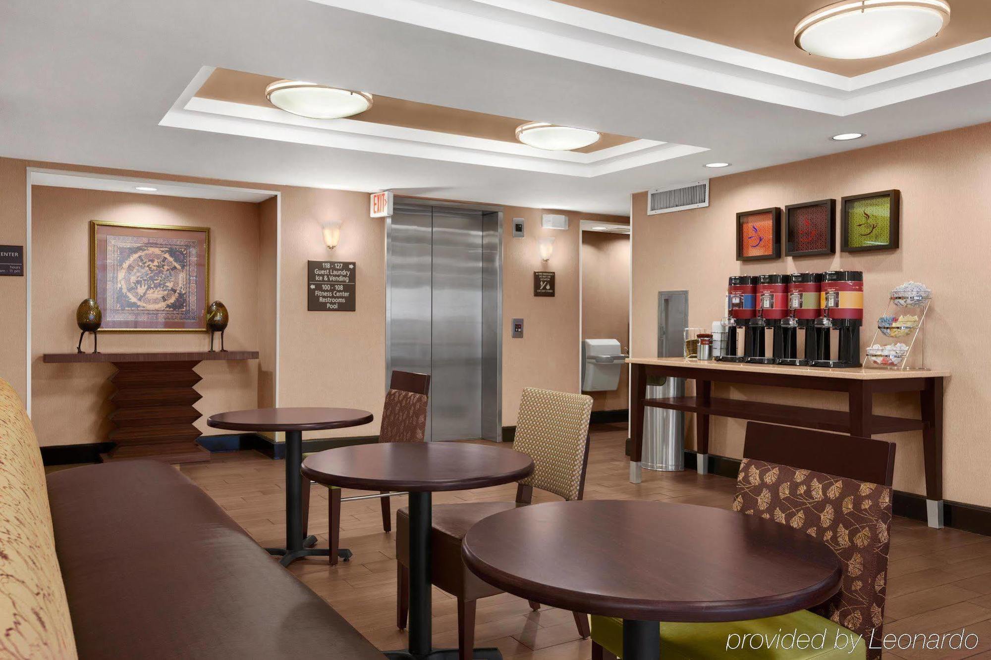 Holiday Inn Express Hartford South - Rocky Hill By Ihg Exterior photo