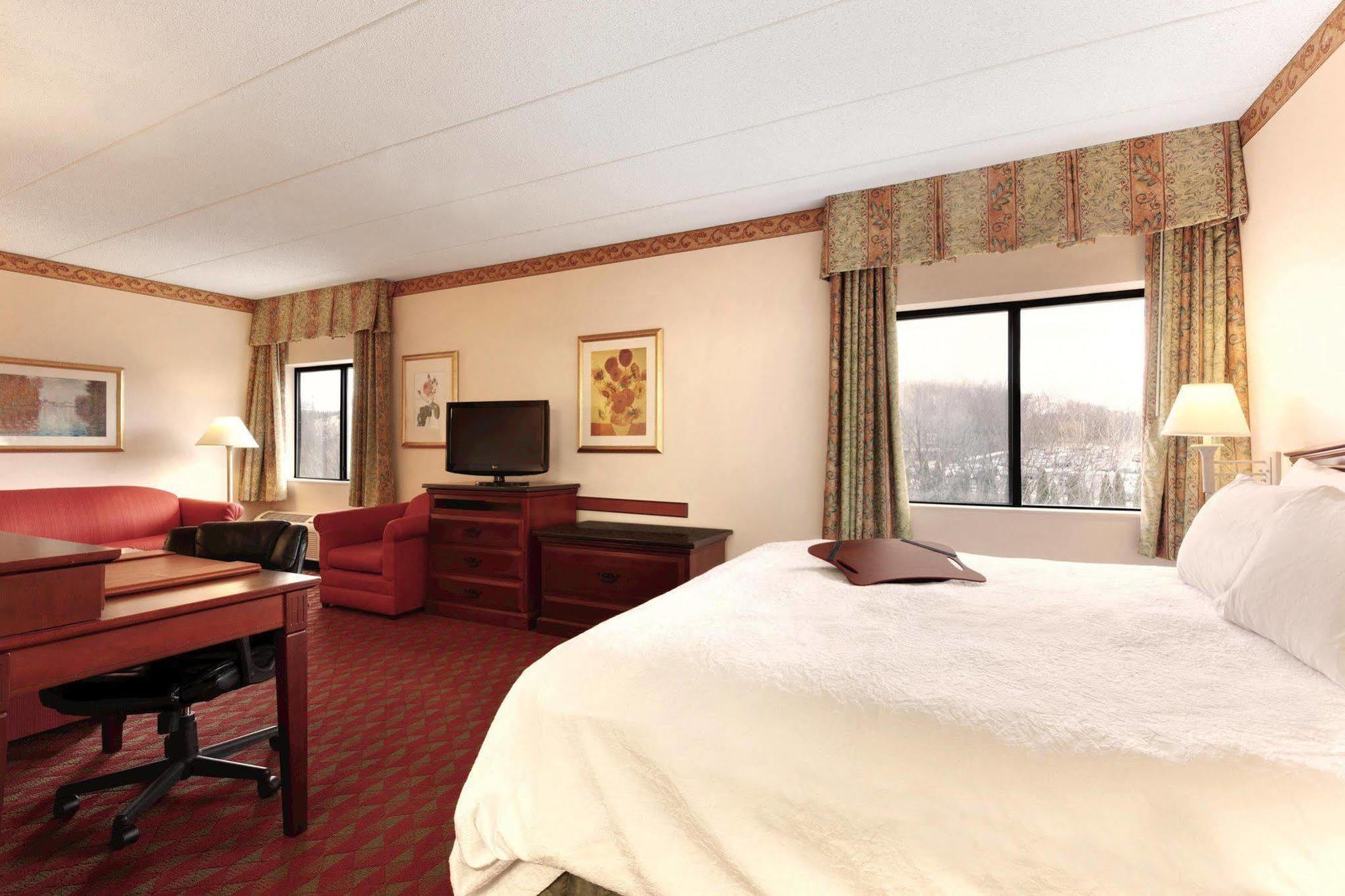 Holiday Inn Express Hartford South - Rocky Hill By Ihg Exterior photo